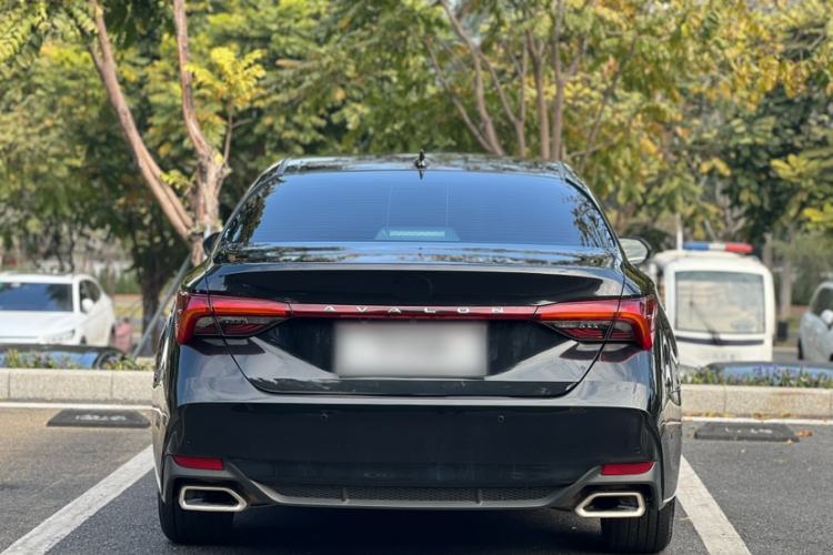 Used Toyota Avalon 2023 2.0L Luxury Edition Exterior 4