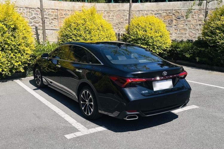 Used Toyota Avalon 2023 2.0L Premium Edition Exterior 4