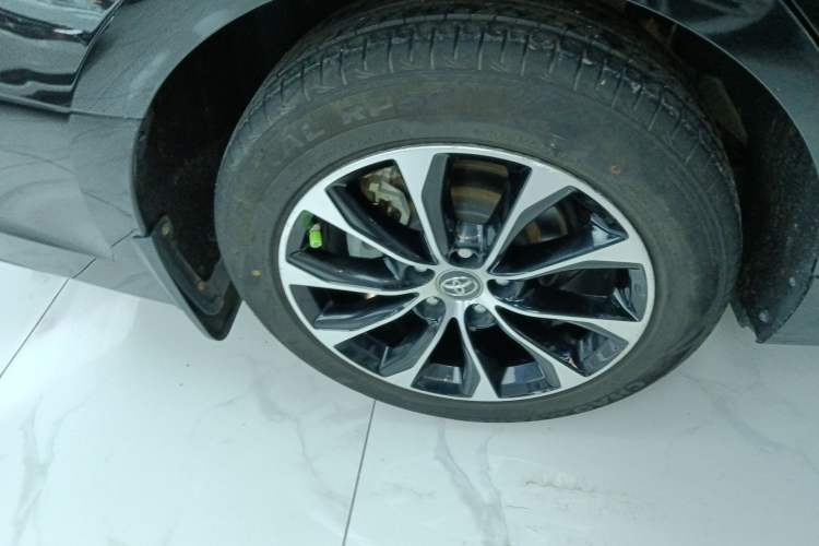 Used Toyota Avalon 2023 2.0L Luxury Edition Exterior 5