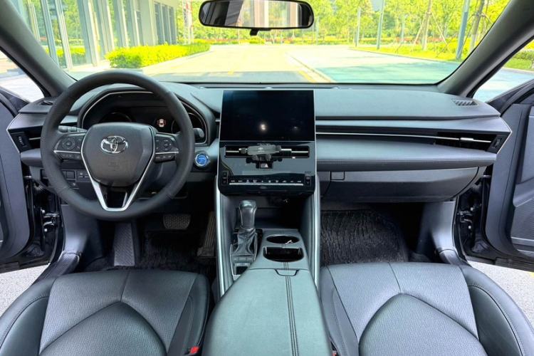Used Toyota Avalon 2023 Dual-Engine 2.5L Luxury Edition Exterior 5