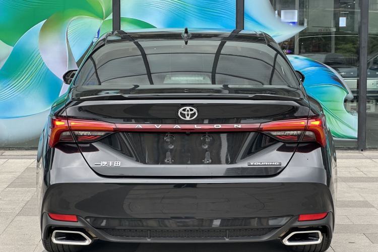 Used Toyota Avalon 2023 2.5L Touring Premium Edition Exterior 5