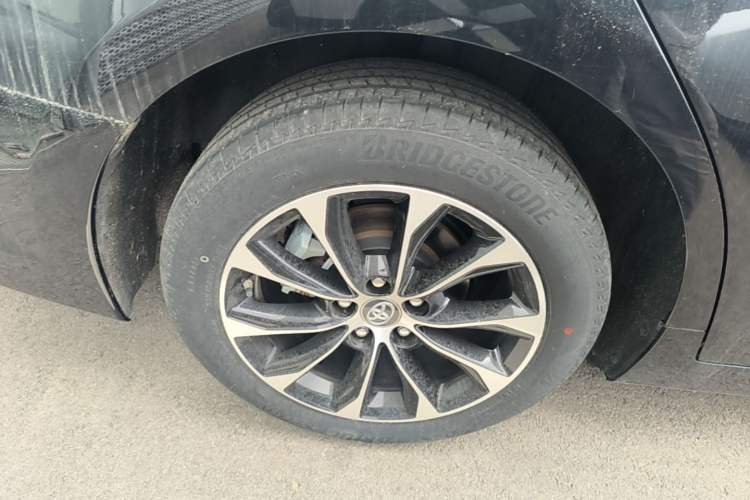 Used Toyota Avalon 2023 2.5L Luxury Edition Exterior 5