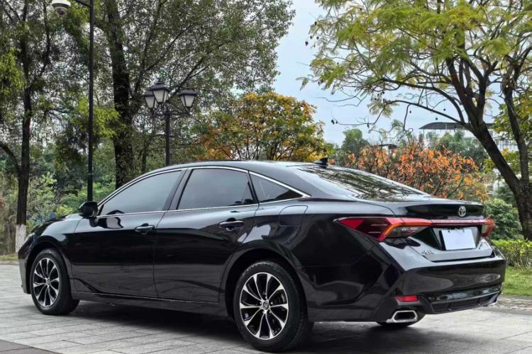 Used Toyota Avalon 2023 2.0L Premium Edition Exterior 5