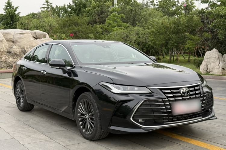 Used Toyota Avalon 2023 2.0L XLE Deluxe Edition Exterior 6