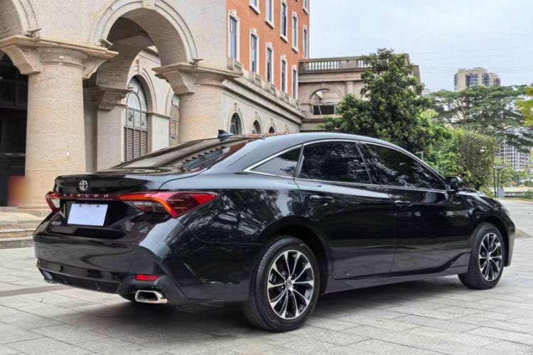 Used Toyota Avalon 2023 2.0L Premium Edition Exterior 6