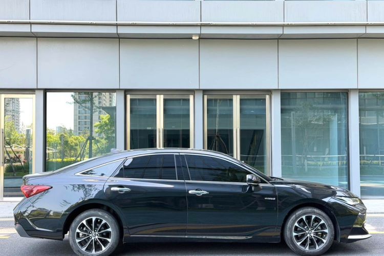 Used Toyota Avalon 2023 Dual-Engine 2.5L Luxury Edition Exterior 8