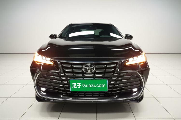 Used Toyota Avalon 2023 2.0L Premium Edition Front
