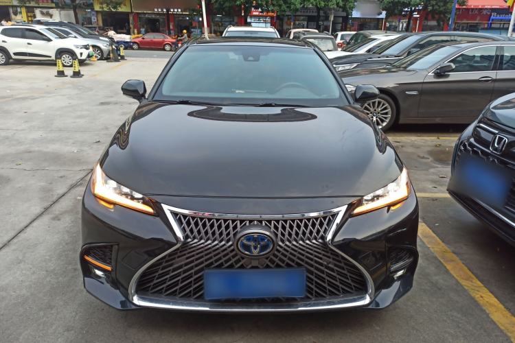 Used Toyota Avalon 2023 Dual-Engine 2.5L Luxury Edition Front