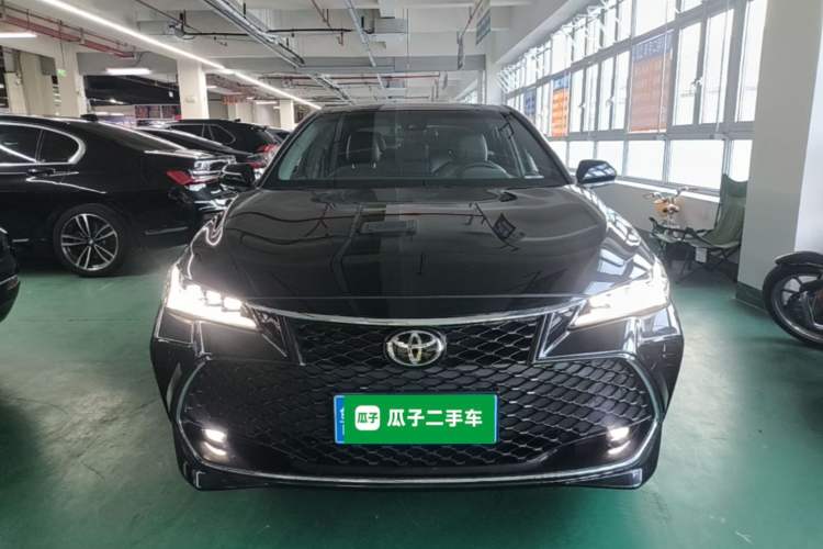 Used Toyota Avalon 2023 2.5L Luxury Edition Front