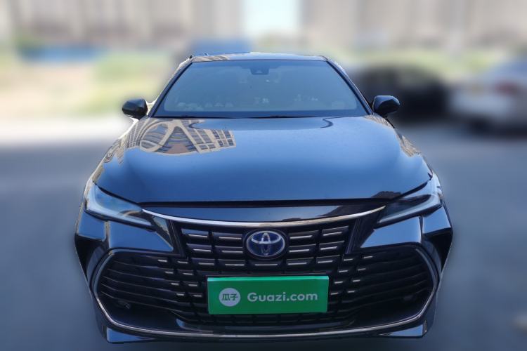 Used Toyota Avalon 2023 Dual-Engine 2.5L Luxury Edition Front