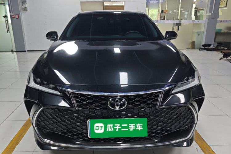 Used Toyota Avalon 2023 2.5L Touring Premium Edition Front