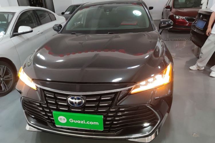 Used Toyota Avalon 2023 Dual-Engine 2.5L Luxury Edition Front