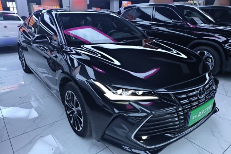 Used Toyota Avalon 2023 2.0L Luxury Edition Front Right 45 Deg