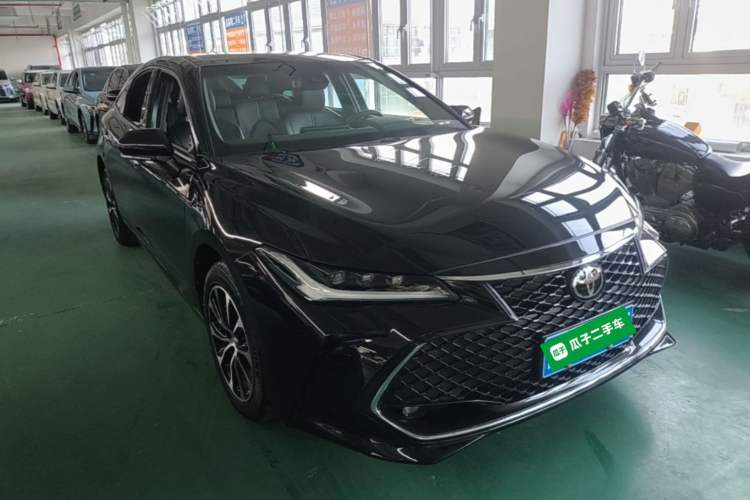 Used Toyota Avalon 2023 2.5L Luxury Edition Front Right 45 Deg