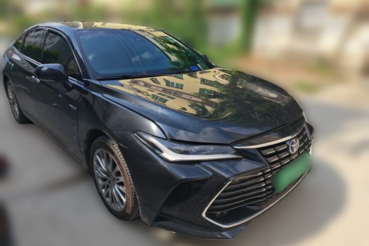 Used Toyota Avalon 2023 Dual-Motor 2.5L XLE Prestige Edition Front Right 45 Deg