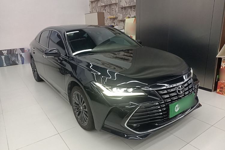 Used Toyota Avalon 2023 2.0L XLE Deluxe Edition Front Right 45 Deg
