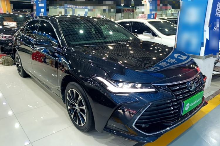 Used Toyota Avalon 2023 2.0L Premium Edition Front Right 45 Deg