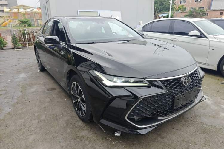 Used Toyota Avalon 2023 2.5L Luxury Edition Front Right 45 Deg