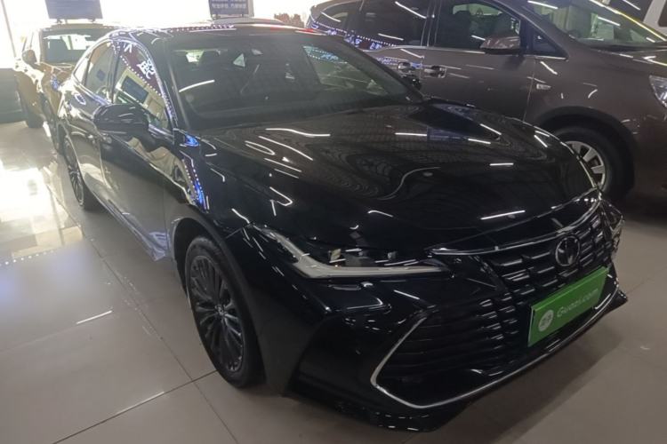 Used Toyota Avalon 2023 2.0L XLE Deluxe Edition Front Right 45 Deg