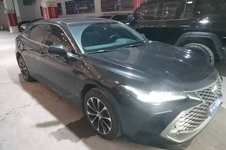 Used Toyota Avalon 2023 2.0L Premium Edition Front Right 45 Deg