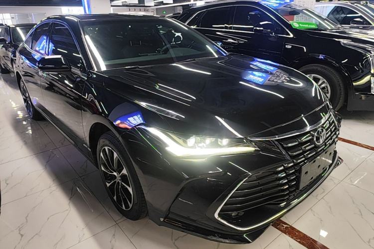 Used Toyota Avalon 2023 2.0L Luxury Edition Front Right 45 Deg