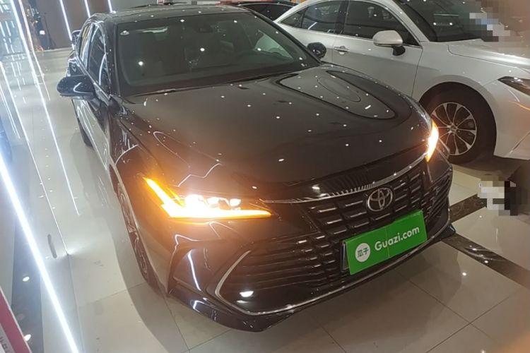 Used Toyota Avalon 2023 2.0L Luxury Edition Front Right 45 Deg