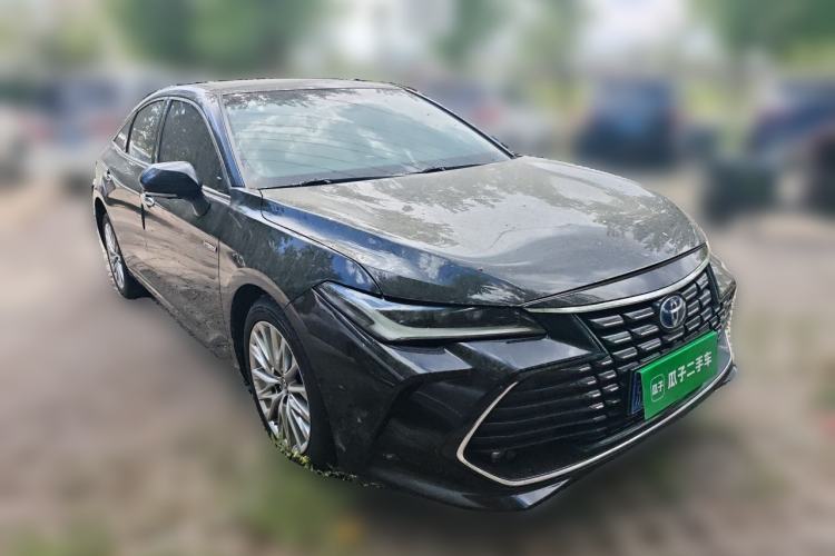 Used Toyota Avalon 2023 Dual-Motor 2.5L XLE Prestige Edition Front Right 45 Deg