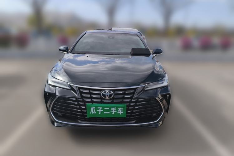 Used Toyota Avalon 2023 2.0L XLE Deluxe Edition Front