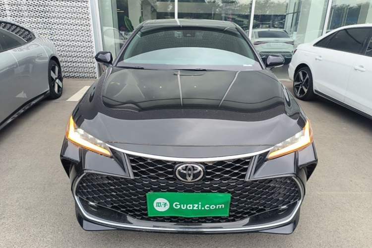 Used Toyota Avalon 2023 2.5L Luxury Edition Front