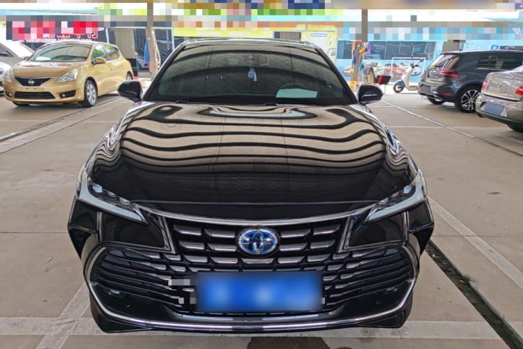 Used Toyota Avalon 2023 Dual-Engine 2.5L Luxury Edition Front