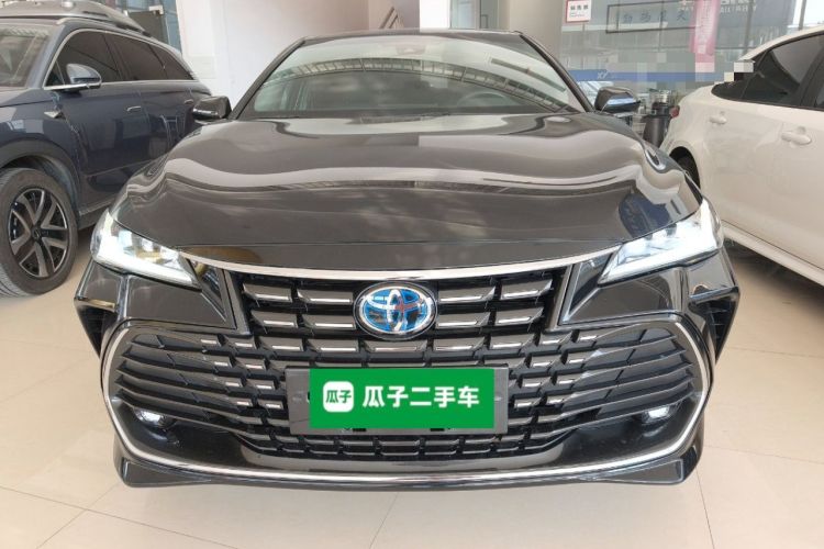 Used Toyota Avalon 2023 Dual-Engine 2.5L Luxury Edition Front