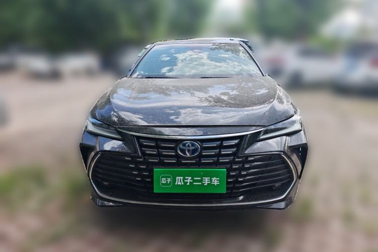 Used Toyota Avalon 2023 Dual-Motor 2.5L XLE Prestige Edition Front