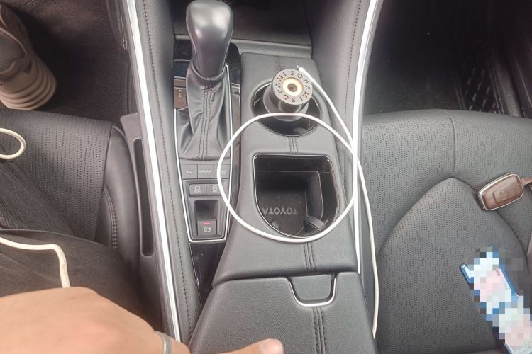 Used Toyota Avalon 2023 2.5L Luxury Edition Gear Lever