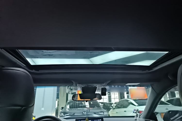 Used Toyota Avalon 2023 2.0L Luxury Edition Headliner