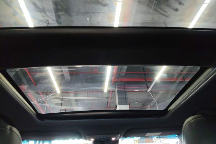 Used Toyota Avalon 2023 2.5L Touring Premium Edition Headliner