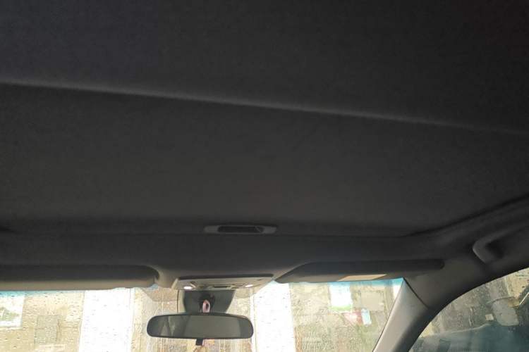 Used Toyota Avalon 2023 2.0L Luxury Edition Headliner