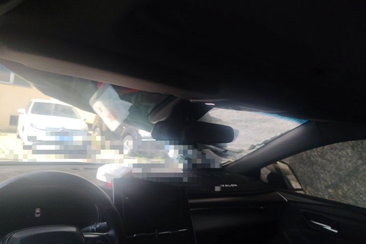 Used Toyota Avalon 2023 2.0L Premium Edition Headliner
