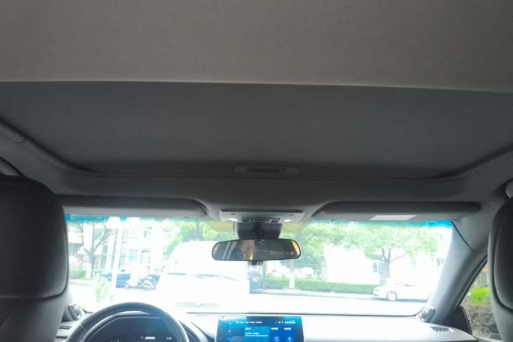 Used Toyota Avalon 2023 2.5L Luxury Edition Headliner