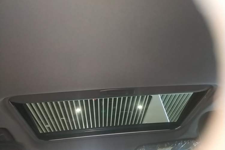 Used Toyota Avalon 2023 2.0L Luxury Edition Headliner