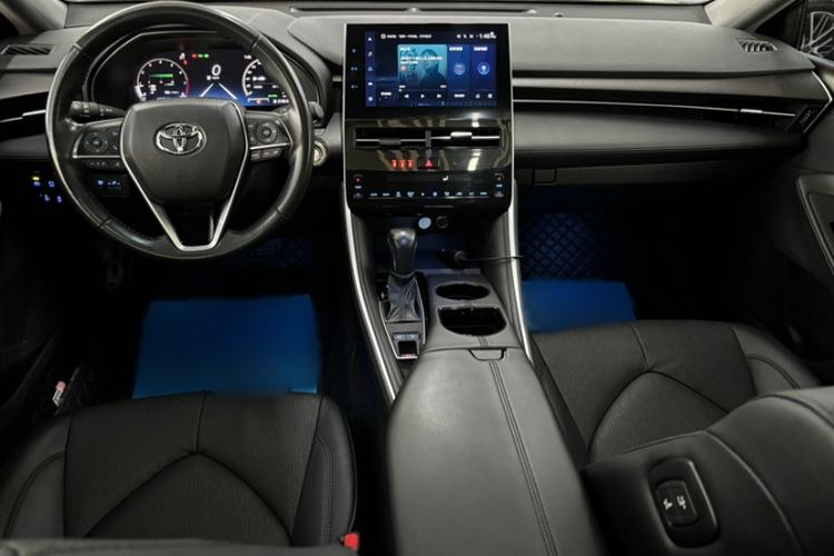 Used Toyota Avalon 2023 2.0L XLE Deluxe Edition Interior 1