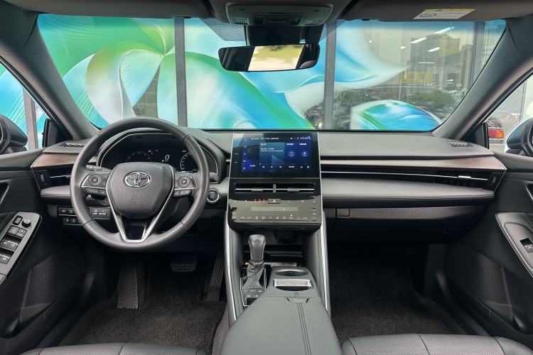 Used Toyota Avalon 2023 2.5L Touring Premium Edition Interior 1