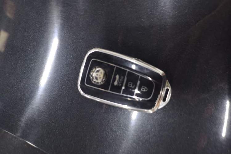 Used Toyota Avalon 2023 2.0L Luxury Edition Interior 1