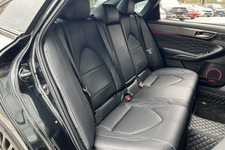 Used Toyota Avalon 2023 2.5L Touring Premium Edition Interior 12