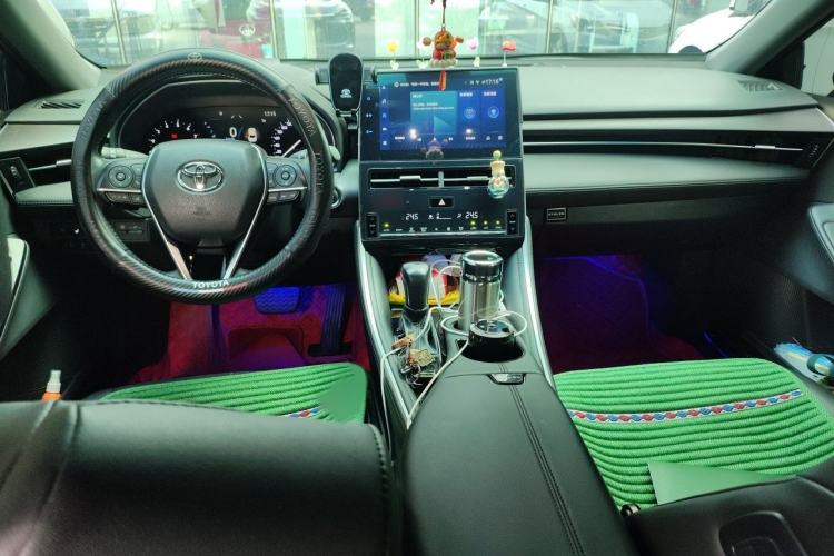 Used Toyota Avalon 2023 2.5L Luxury Edition Interior 2