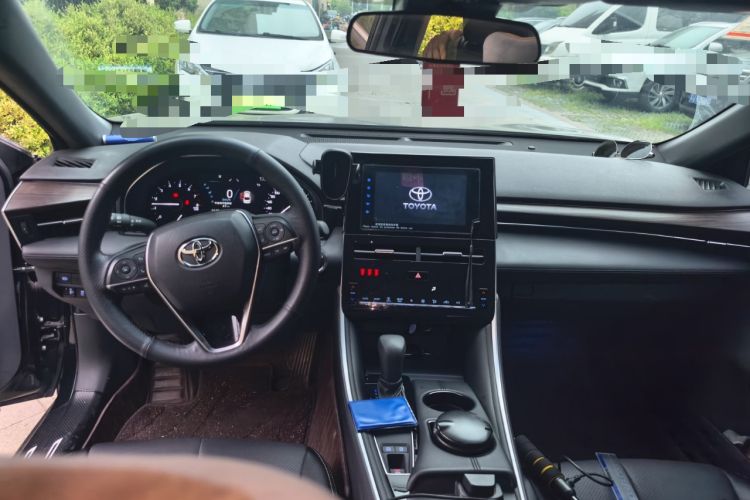 Used Toyota Avalon 2023 2.0L Progressive Edition Interior 2