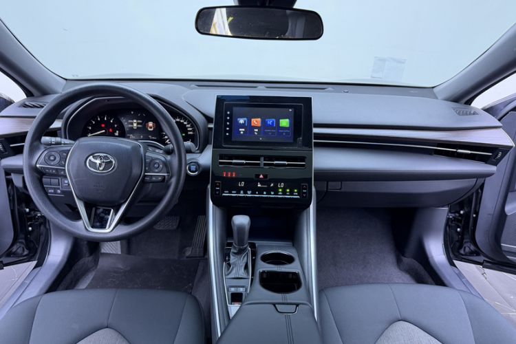Used Toyota Avalon 2023 2.0L Progressive Edition Interior 3