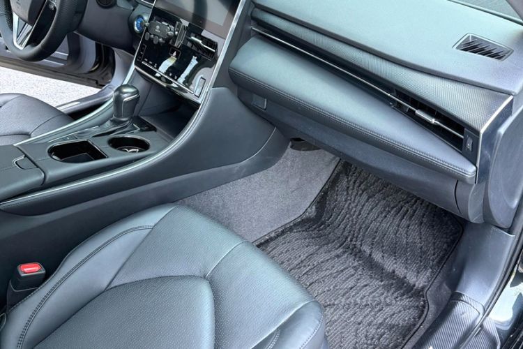 Used Toyota Avalon 2023 Dual-Engine 2.5L Luxury Edition Interior 4