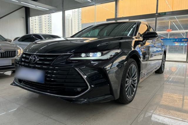 Used Toyota Avalon 2023 2.0L XLE Deluxe Edition
