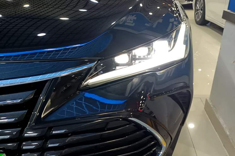 Used Toyota Avalon 2023 2.0L Premium Edition Left Front Headlight