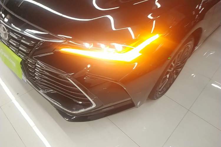 Used Toyota Avalon 2023 2.0L XLE Deluxe Edition Left Front Headlight